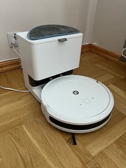 Roomba Combo 2 Essential med tömningsstation