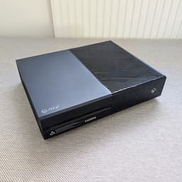 Microsoft Xbox One spelkonsol svart