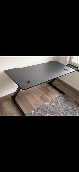Skrivbord kolfiber 120x70