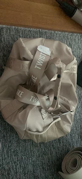 Twistshake beige Active Mom Home kit väska med tillbehör
