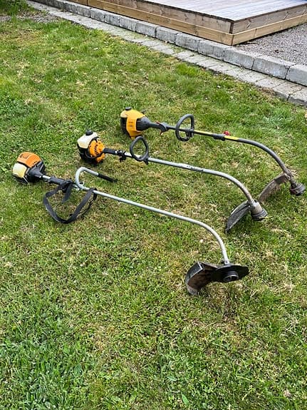 Röjsågar/trimmers bensin med sele och båghandtag
