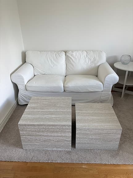 Ektorp soffa från ikea & soffbord från jysk