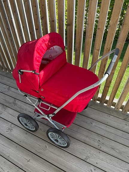 BRIO dockvagn med liggdel