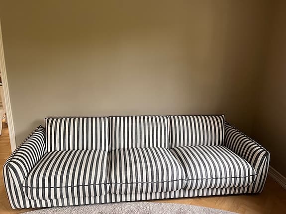 Soffa MOLTON