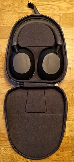 Sony WH-1000XM5