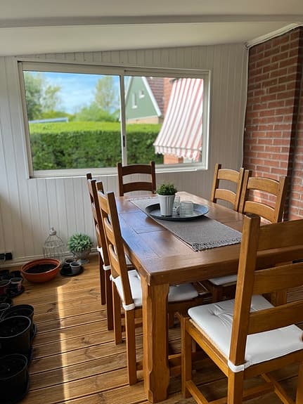 Matbord + stolar