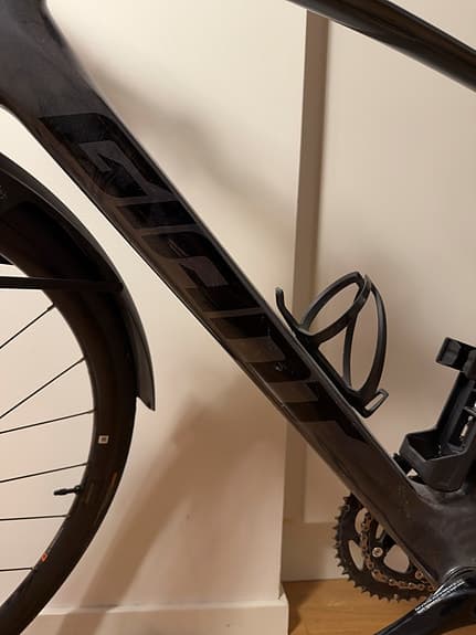 Giant FastRoad Advanced 2 – grå (Ramstorlek ML / 49 cm / 28”)