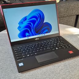 Fujitsu LifeBook / Intel i5 / Thunderbolt / Wifi&Bluetooth / Win 11 m.m.