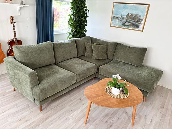 Helt nytt - Bellus Soffa - Andango divansoffa tyg mörkgrön