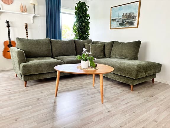 Helt nytt - Bellus Soffa - Andango divansoffa tyg mörkgrön
