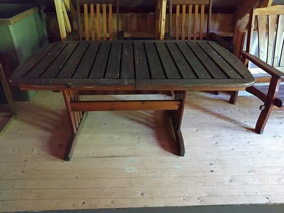 Trädgårdsmöbler i furu