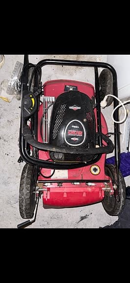 Briggs & Stratton gräsklippare och motorsåg paket