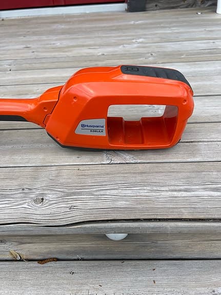 Husqvarna 536LiLX grästrimmer batteridriven orange