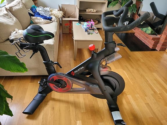 Peloton Bike (USA) motionscykel med skärm