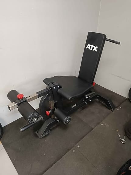 ATX benspark/liggande lårcurl kombo gymmaskin
