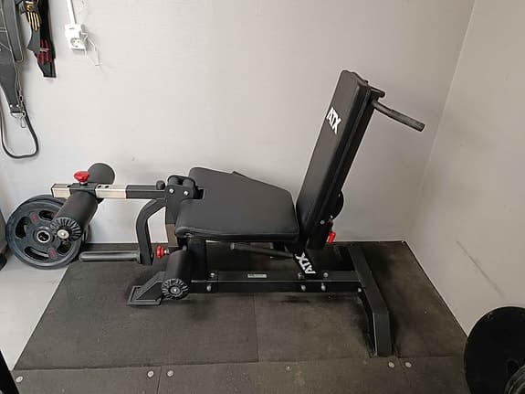 ATX benspark/liggande lårcurl kombo gymmaskin