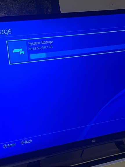 Sony Playstation 4 Pro spelkonsol med röd handkontroll