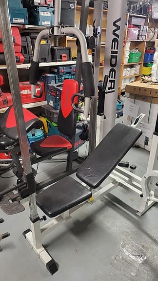 Weider 8700i multigym med bänk svart/röd