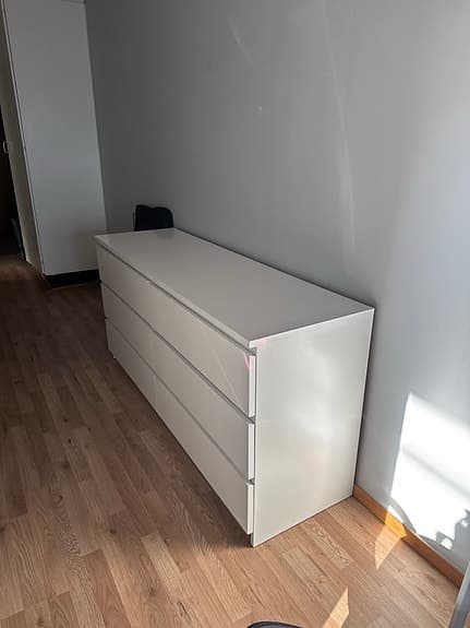 Ikea malmbyrå