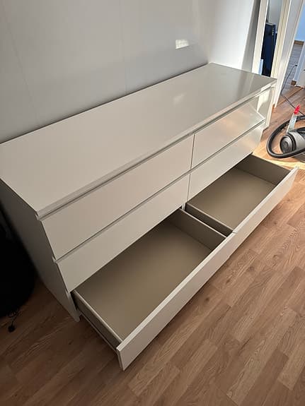 Ikea malmbyrå