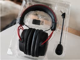 Helt nya Hyper X cloud alpha wireless-gaming hörlurar nya i box