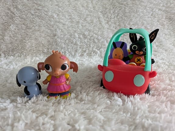 Bing figurer och bil