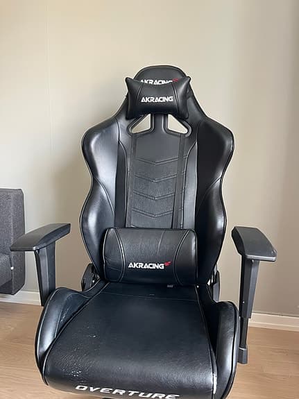 Gamingstol AKRacing Overture