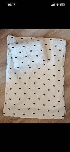 Jotex Mini barnpåslakan med hjärtan