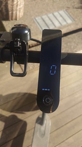 Xiaomi elsparkcykel svart med display (pris kan diskuteras!)