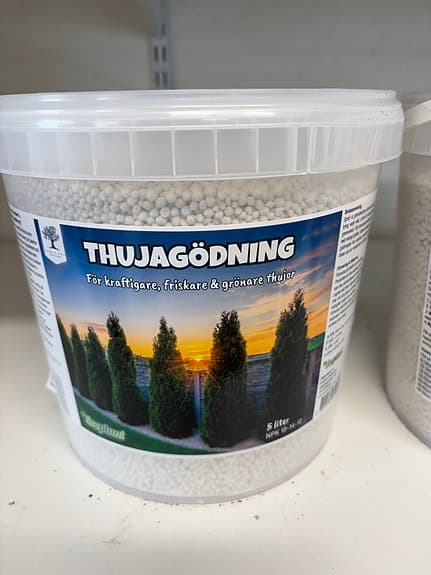 Thuja-gödning säljes