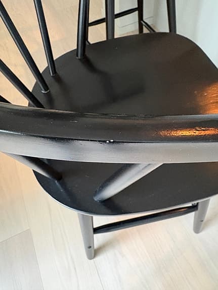 Två barstolar