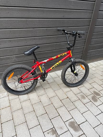 BMX jet a wolf i princip ny