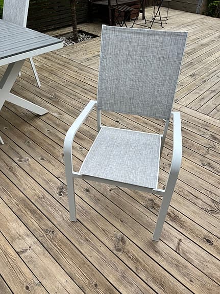 Mio Modena utegrupp – bord + 6 stolar + dynor, mycket fint skick!