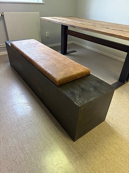 Sittbänk industriell