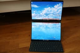 Lenovo Yoga Book 9i Gen 9 Intel Core Ultra 7 155U 32GB RAM