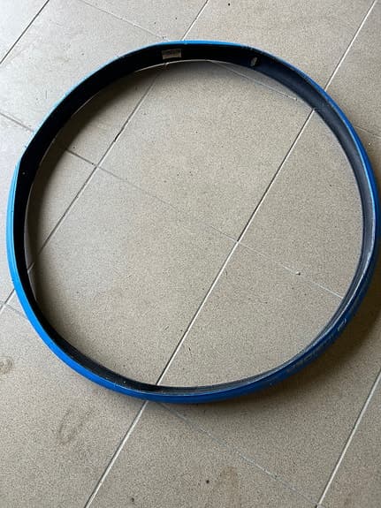 Cykeltrainer med däck