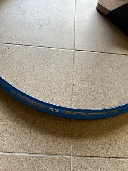 Cykeltrainer med däck