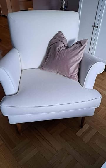 Soffa och Fotölj säljes nu billigt pga flytt