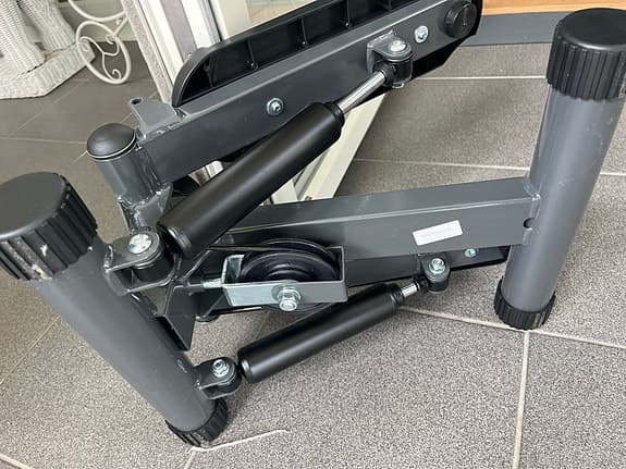 Frontier stepmaskin träningsredskap svart