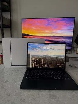 Apple MacBook m3 13”