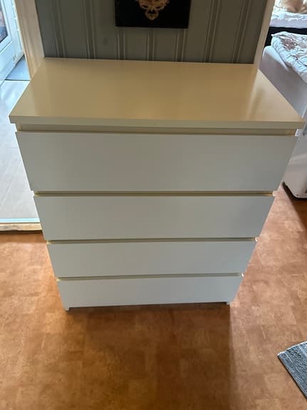 IKEA MALM Byrå