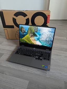 Lenovo LOQ | 144Hz | RTX 5070 | i7-13650HX 14 kärnor | 32GB | Gaming Laptop