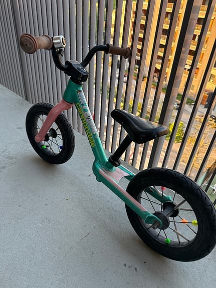 Cannondale balanscykel 12" grön/rosa