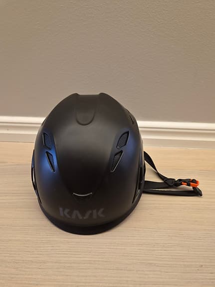 Ny och oanvänd KASK Superplasma skyddshjälm (bygghjälm) i nyskick.