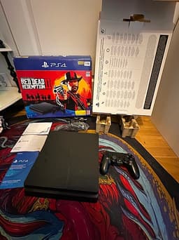 Playstation 4 Konsol
