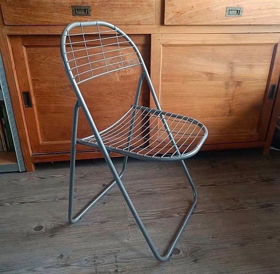 3 FÄLLBARA EFTERTRAKTADE STOLAR (RETRO)