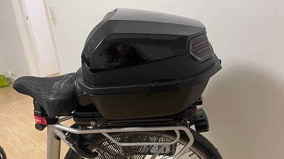 Ny toppbox / packbox till cykel och motorcykel med lås