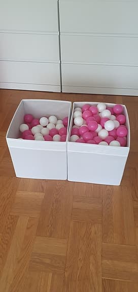 Lekbollar rosa och vita till bollhav - 340 st