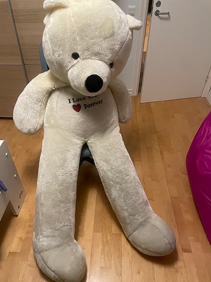 Gigantisk nallebjörn