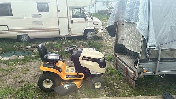 Lyxkryssaren - Club Cadet Autodrive åkgräsklippare.